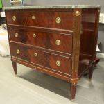 863 9589 CHEST OF DRAWERS